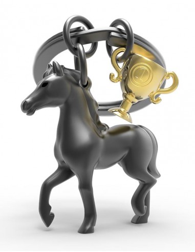 Metalmorphose, Llavero caballo y trofeo